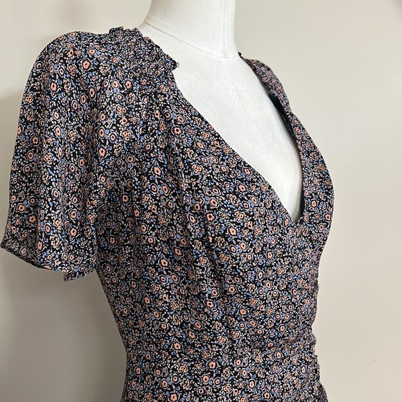 PARKER NY Suzie 100% SILK Viceroy Floral Flutter Sleeve A-Line Dress Sz 2 Small - Picture 9 of 14